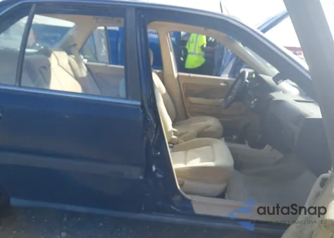 1991 Honda Accord Lx/Ex z USA, uszkodzony, nr VIN JHMCB7657MC047709